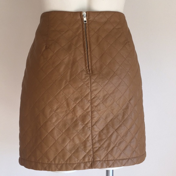 Leather Quilted Skirt NWT - Picture 3 of 3